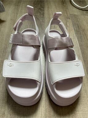UGG Women's Light Pink Platform Sport Sandals